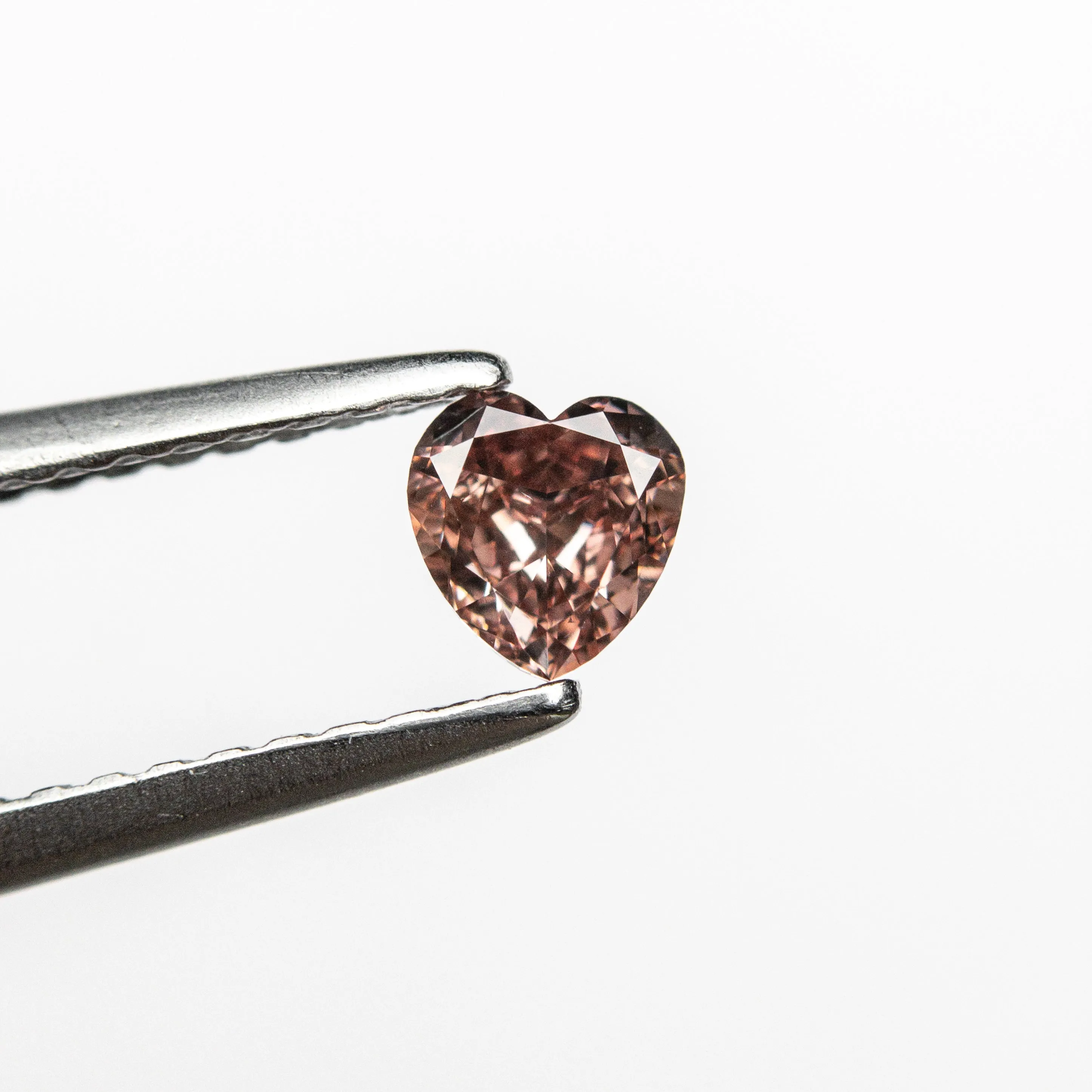 0.23ct 4.15x3.96x2.04mm GIA VS1 Fancy Deep Orangy Pink Heart Brilliant  24121-01