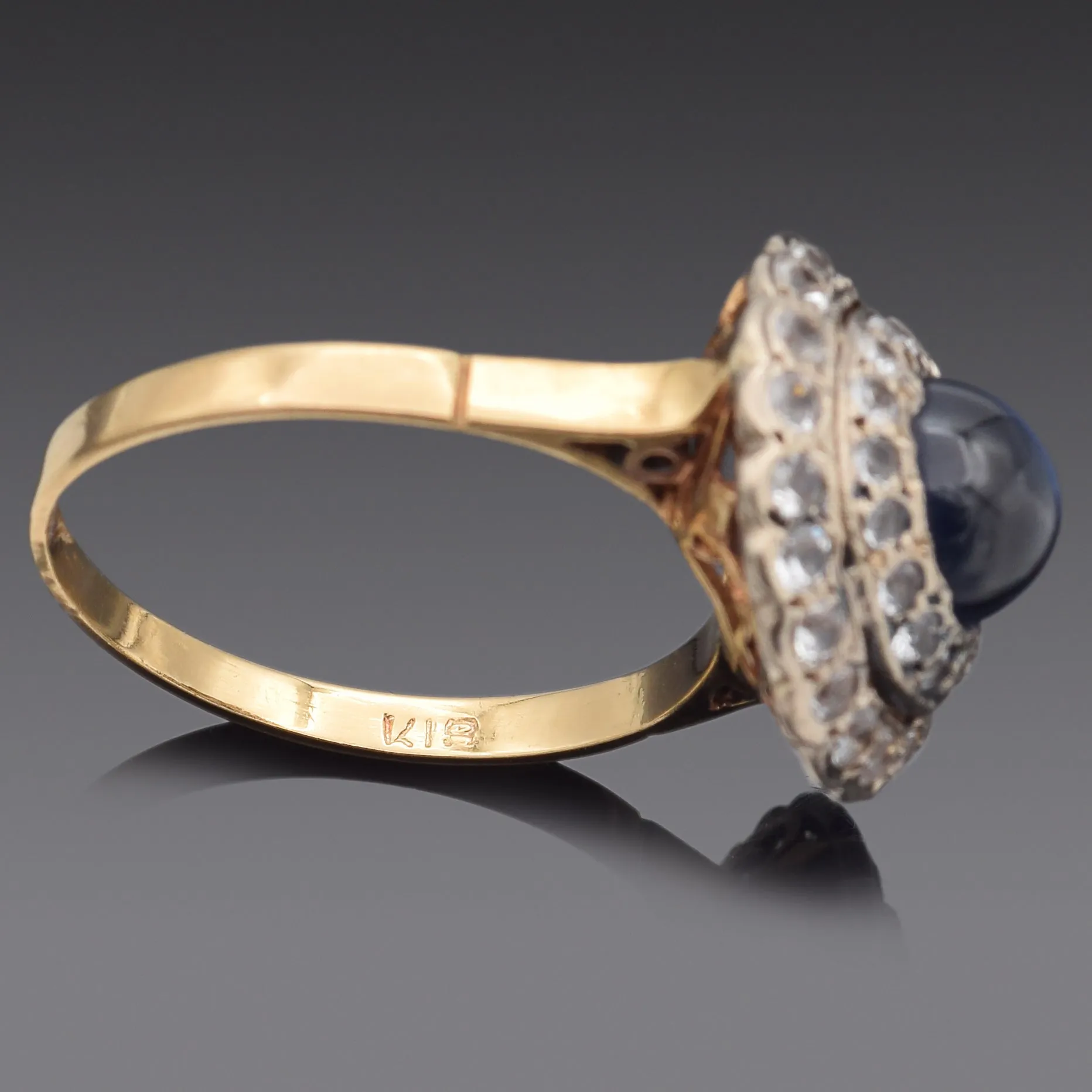 Antique 18K Yellow Gold 2.01 Ct Blue Sapphire & White Spinel Band Ring Size 7.5