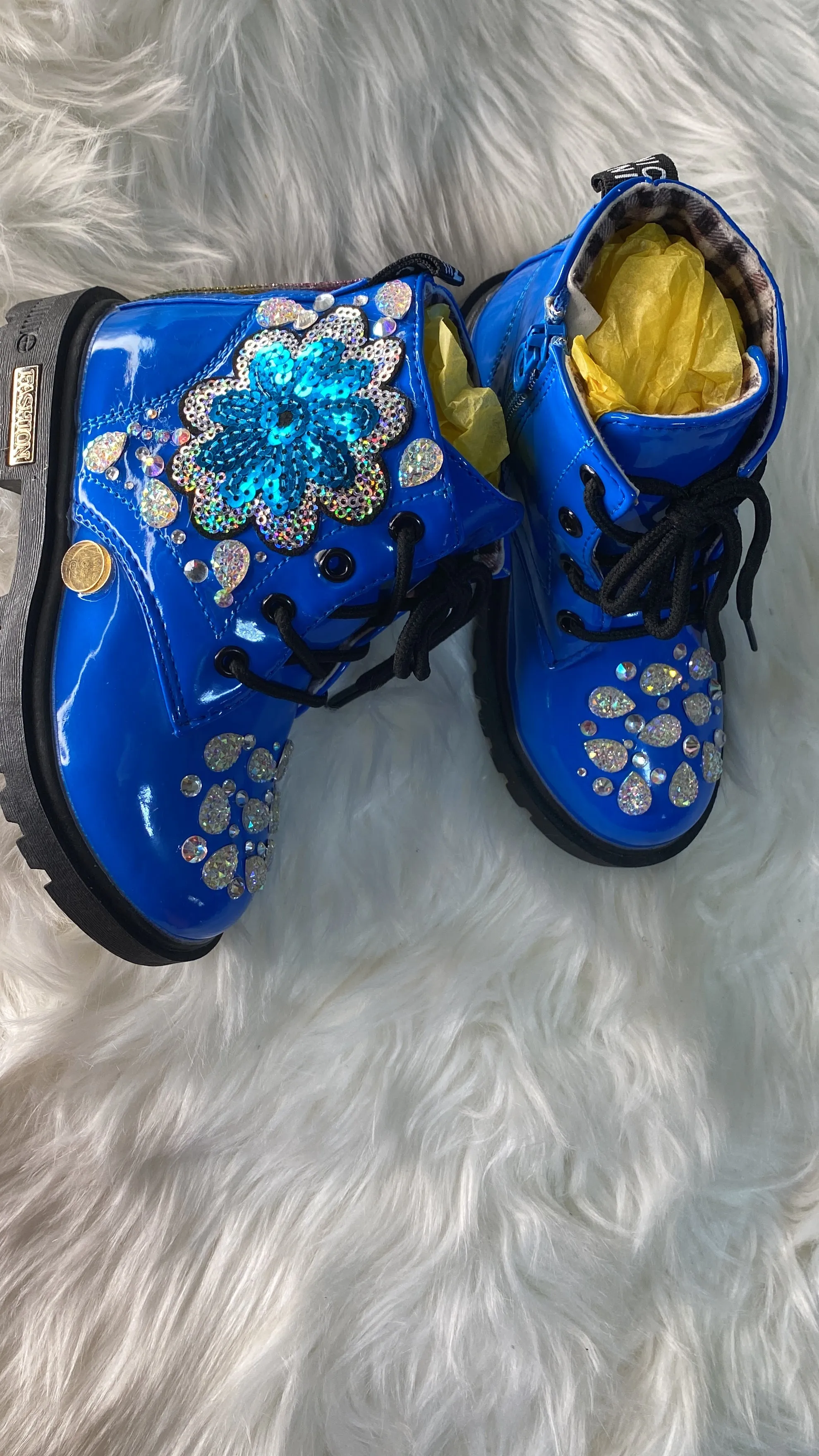 BLUE FLOWERS COOL GIRL BOOTS  ONE-OF-A-KIND BOOTS