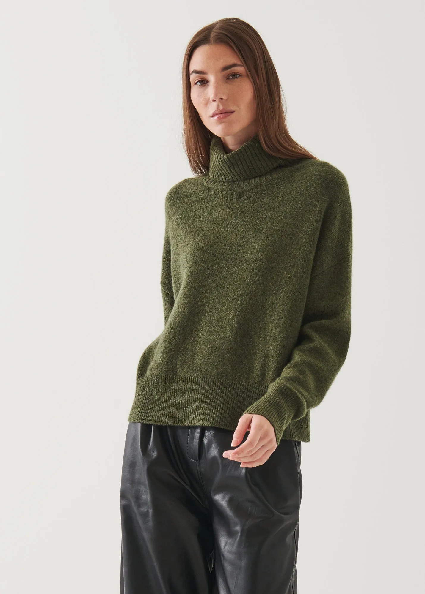 CASHMERE BLEND TURTLENECK