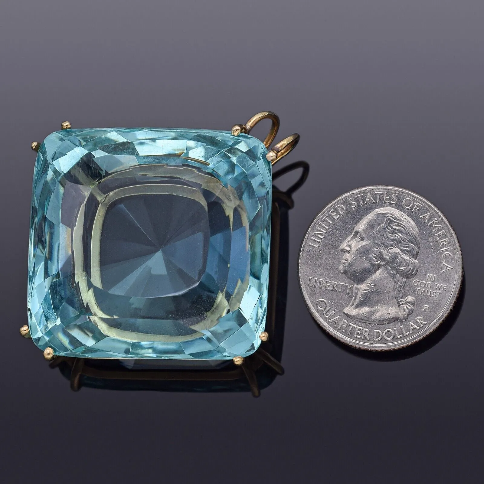 GIA IGI Certified 14K Gold 189.21Ct Transparent Greenish Blue Aquamarine Pendant