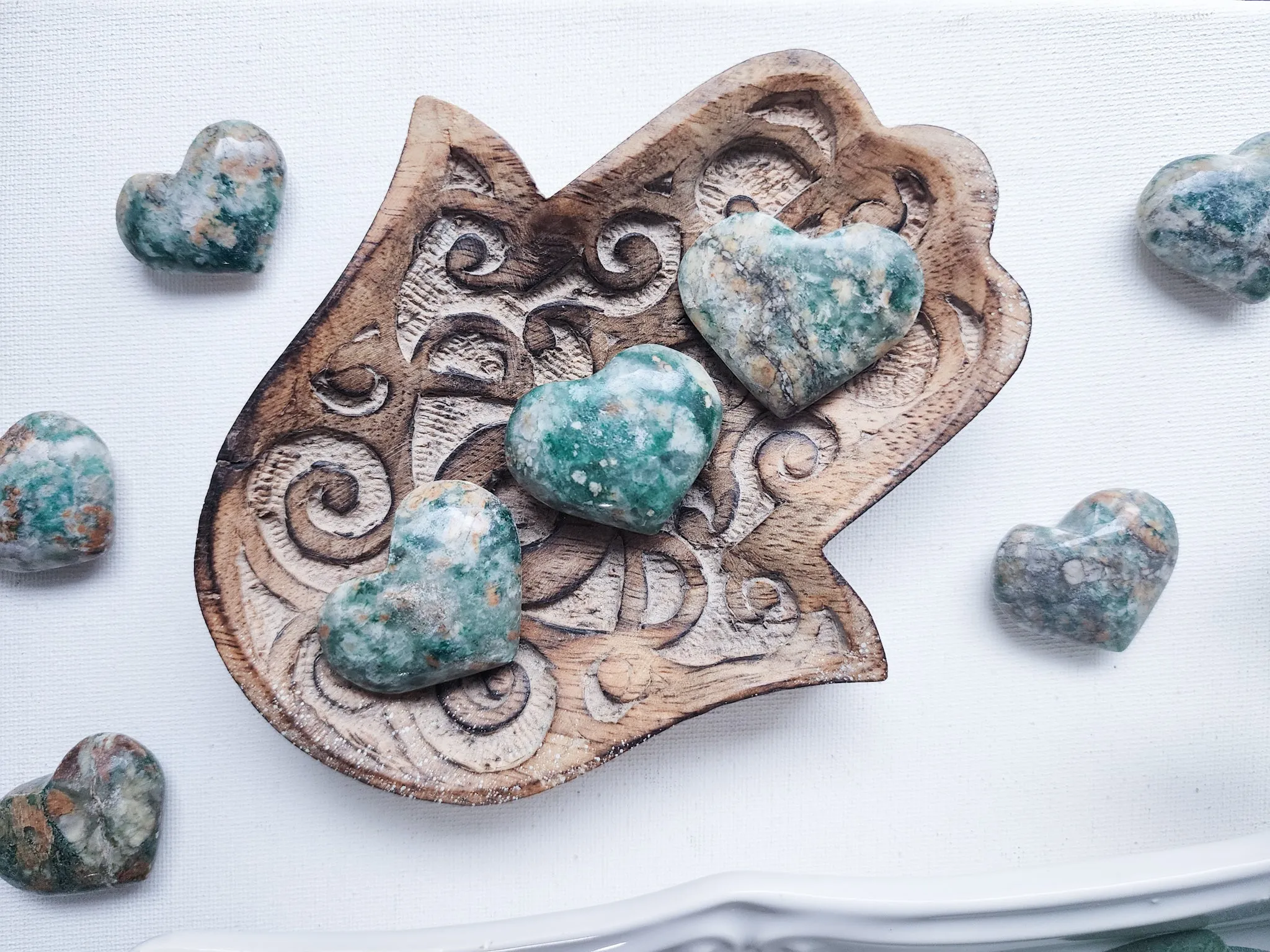 Green Aventurine Mini Hearts || Pakistan