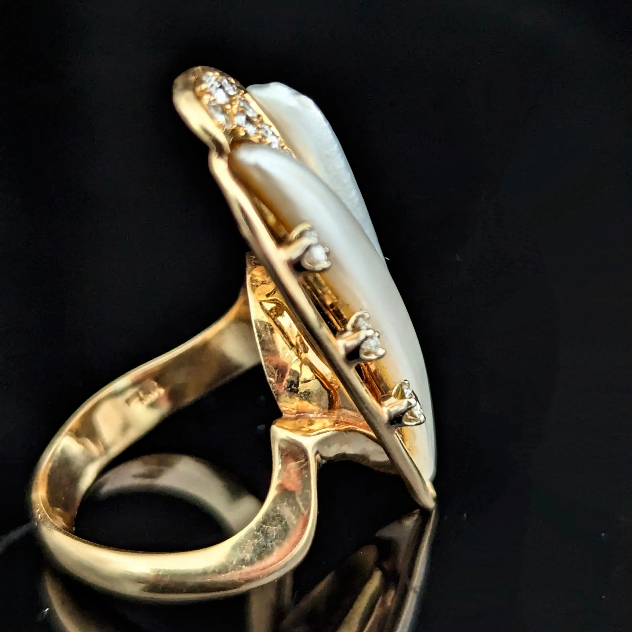 The Sandown - Estate Stick Pearl Diamond 14k Gold Cocktail Ring